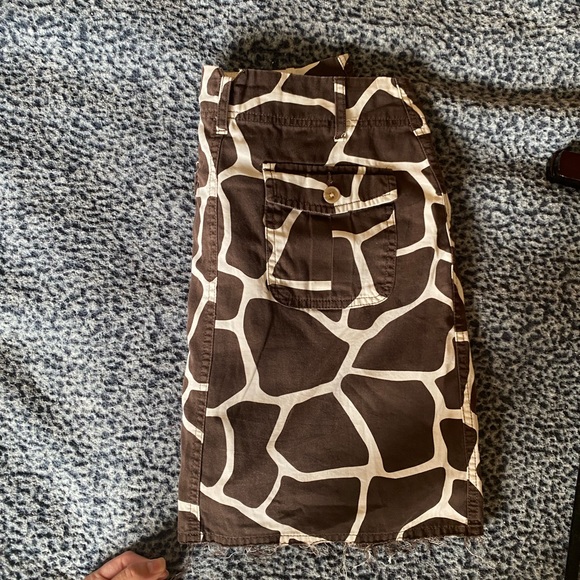 Chocolate/ Neutral Giraffe Pattern Skirt - Picture 2 of 2